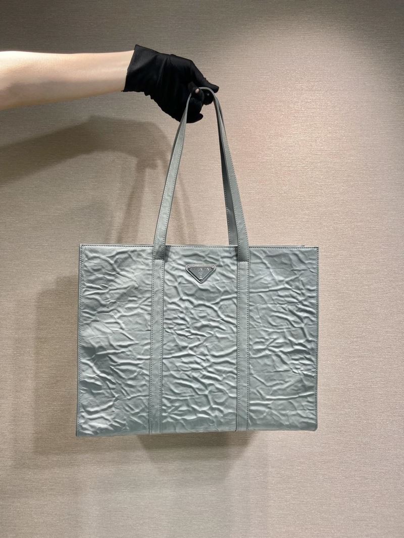 Pra*a tote bags